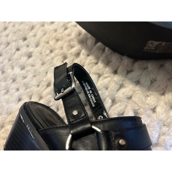 Urban Outfitters Willa Harness Mule Black Leather Studded Sling Women's Size 8M - Picture 7 of 13